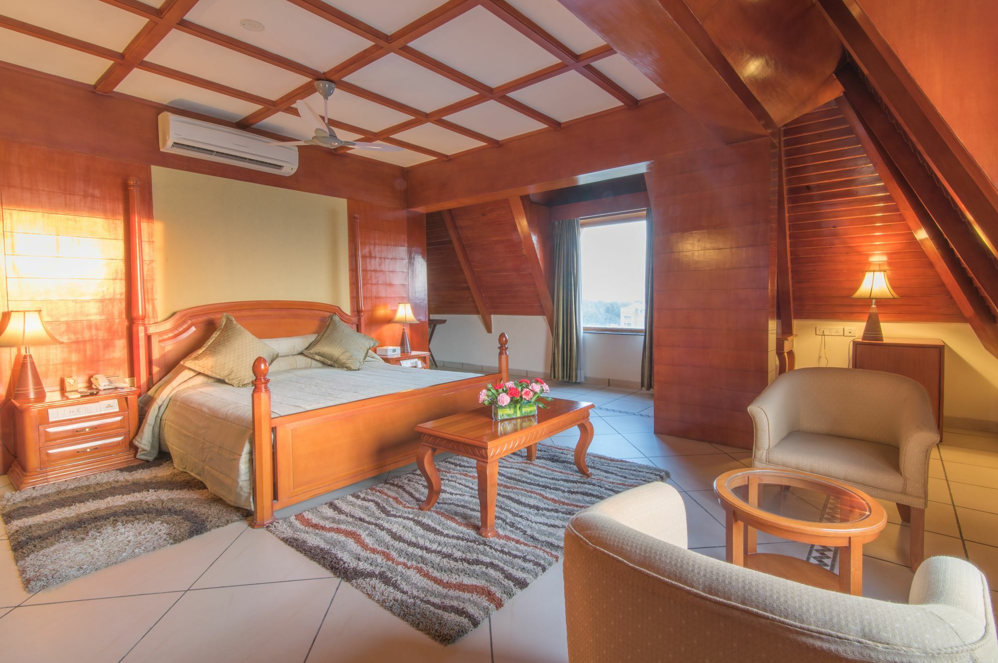 Sai Vishram Business Hotel Kammasandra Екстериор снимка